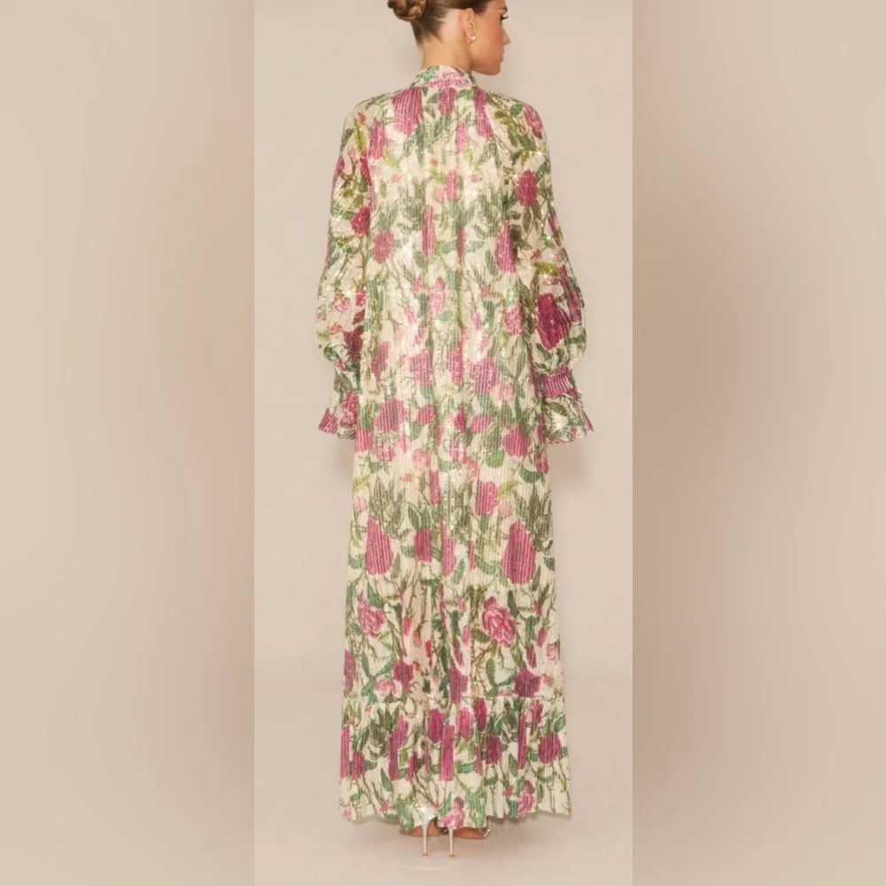 Chic Long Sleeve Floral Dress in Pink and Green - Picture 2 of 4